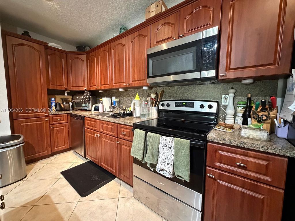 7963 SW 104th Street 210A, Miami, FL 33156