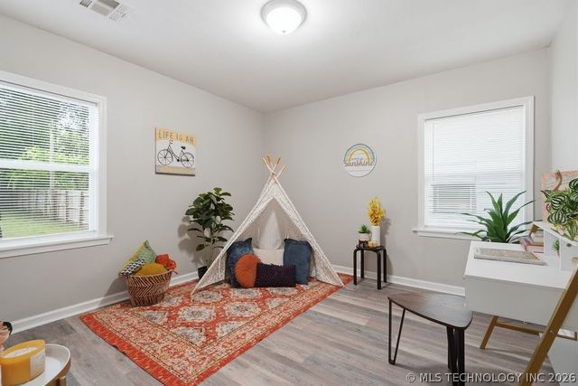 911 S Independence Street, Sapulpa, OK 74066