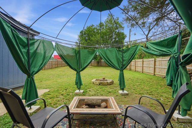 911 S Independence Street, Sapulpa, OK 74066