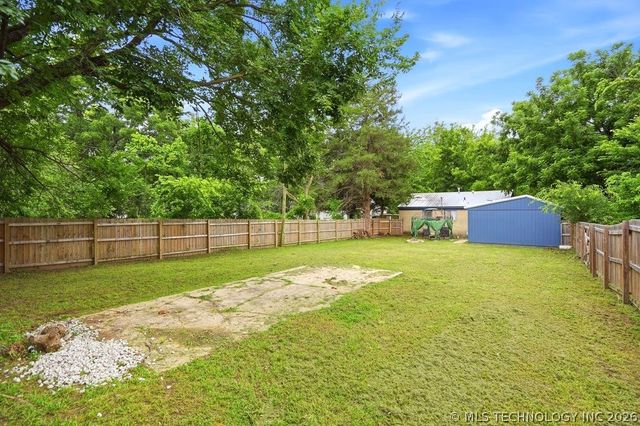 911 S Independence Street, Sapulpa, OK 74066