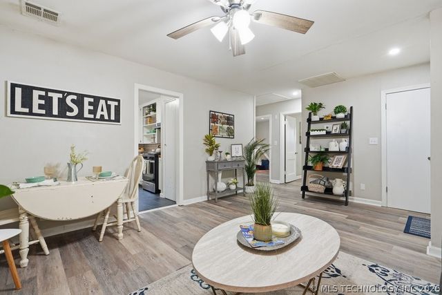 911 S Independence Street, Sapulpa, OK 74066