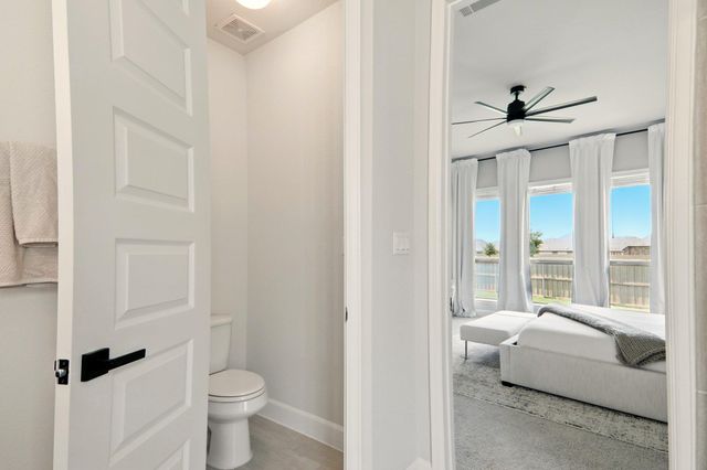 112 Rosemary CT, Bastrop, TX 78602