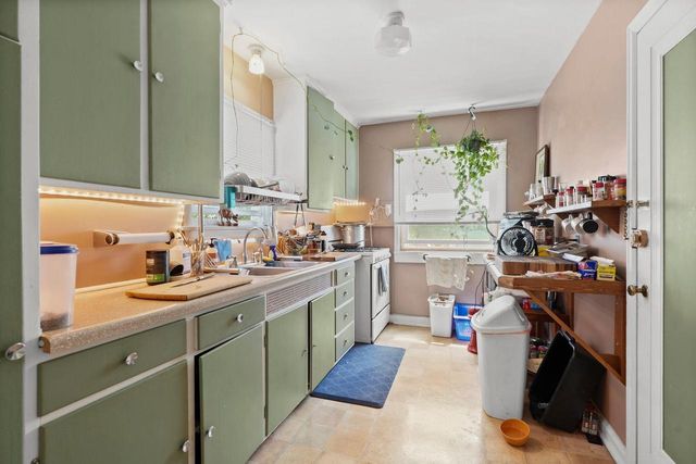 2021 Carey Court, Madison, WI 53704
