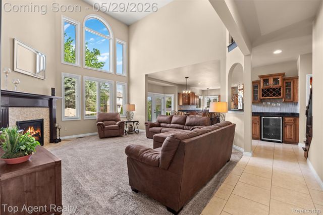 18775 Newbridge Drive, Macomb Township, MI 48044