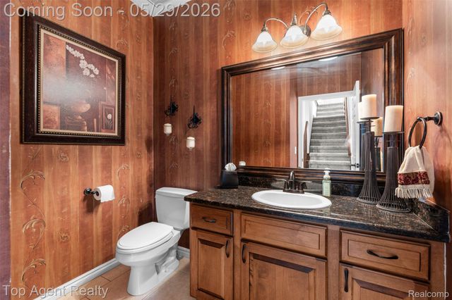 18775 Newbridge Drive, Macomb Township, MI 48044