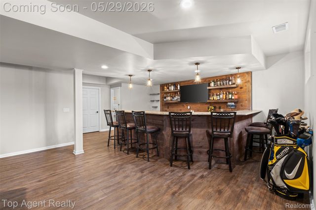 18775 Newbridge Drive, Macomb Township, MI 48044