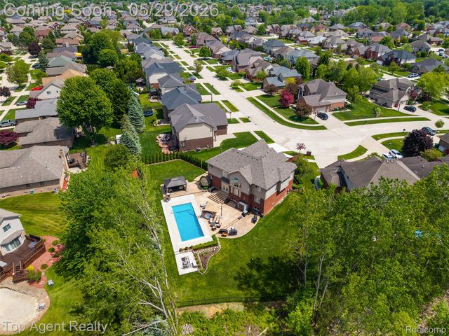 18775 Newbridge Drive, Macomb Township, MI 48044