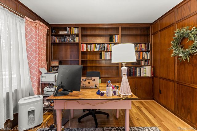 24801 Newton Street, Dearborn, MI 48124