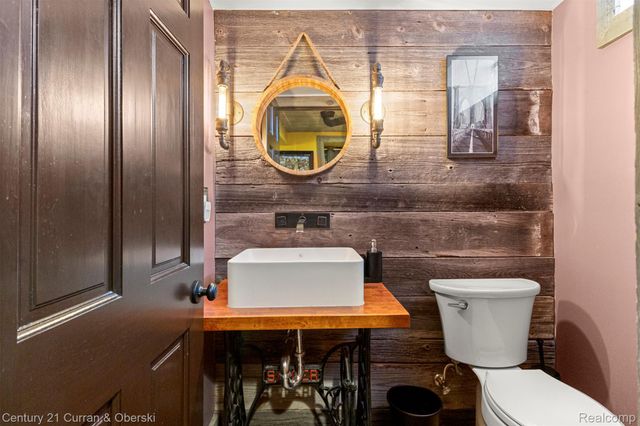 24801 Newton Street, Dearborn, MI 48124