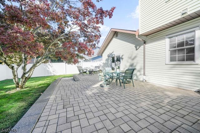 16 Agawam Dr, Wayne Twp., NJ 07470