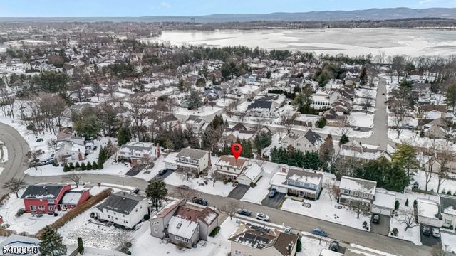 16 Agawam Dr, Wayne Twp., NJ 07470