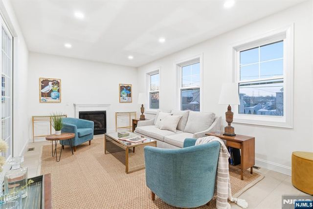 41 Entwistle Avenue, Nutley, NJ 07110