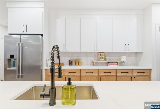 41 Entwistle Avenue, Nutley, NJ 07110