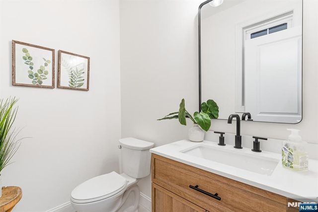 41 Entwistle Avenue, Nutley, NJ 07110