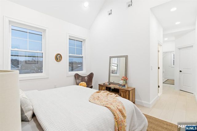 41 Entwistle Avenue, Nutley, NJ 07110