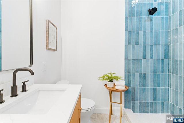 41 Entwistle Avenue, Nutley, NJ 07110