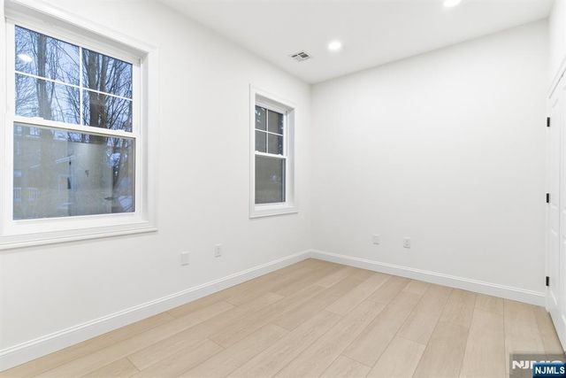 41 Entwistle Avenue, Nutley, NJ 07110