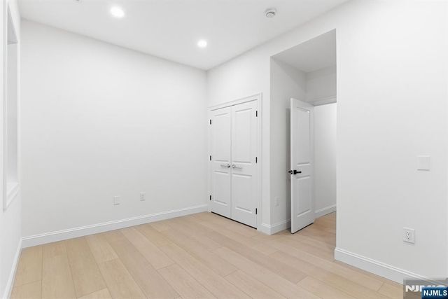 41 Entwistle Avenue, Nutley, NJ 07110