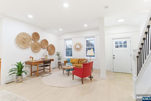 41 Entwistle Avenue, Nutley, NJ 07110