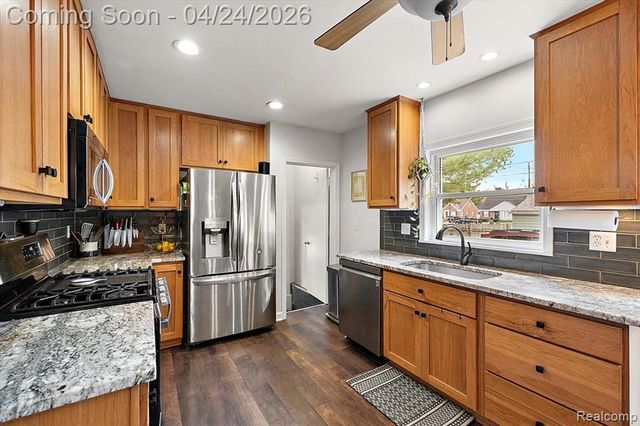 1920 Kalama Avenue, Royal Oak, MI 48067
