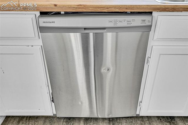 1051 Mazatlan Circle, Colorado Springs, CO 80910