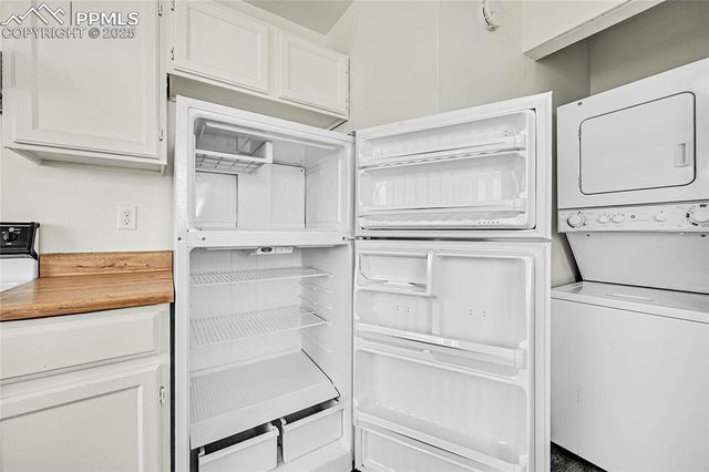 1051 Mazatlan Circle, Colorado Springs, CO 80910