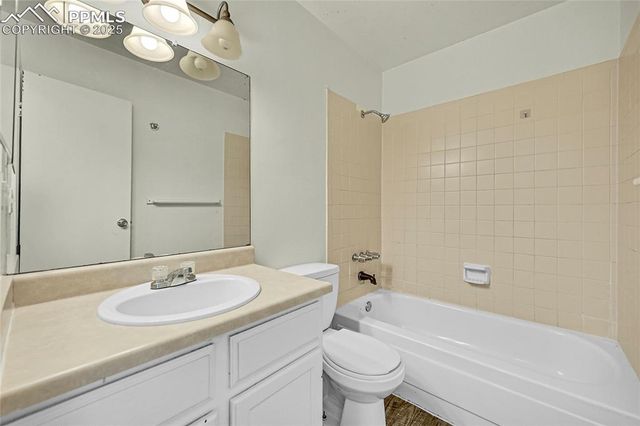 1051 Mazatlan Circle, Colorado Springs, CO 80910