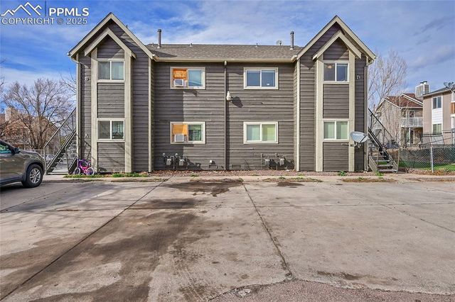 1051 Mazatlan Circle, Colorado Springs, CO 80910