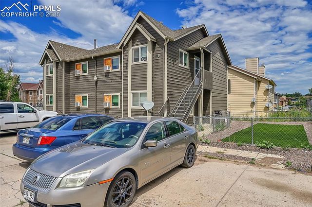 1051 Mazatlan Circle, Colorado Springs, CO 80910