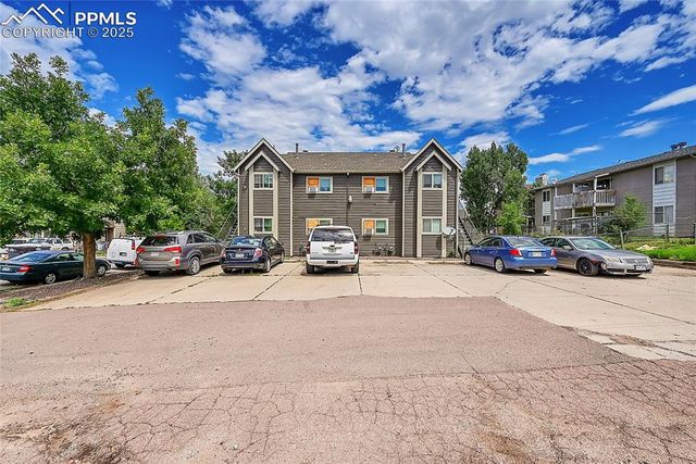 1051 Mazatlan Circle, Colorado Springs, CO 80910