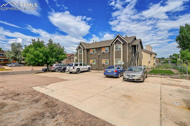 1051 Mazatlan Circle, Colorado Springs, CO 80910