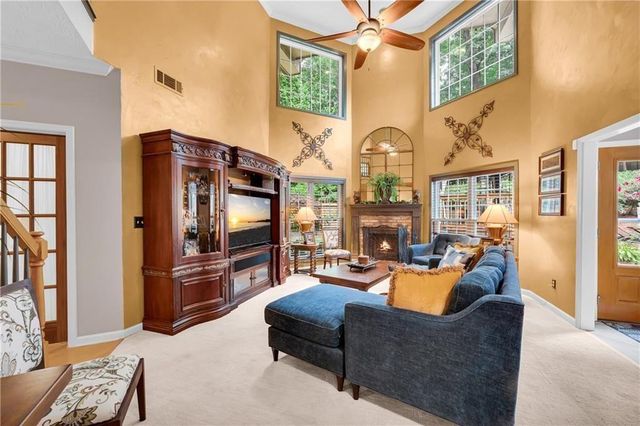5724 Newberry Point Drive, Flowery Branch, GA 30542