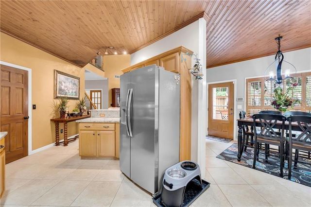 5724 Newberry Point Drive, Flowery Branch, GA 30542