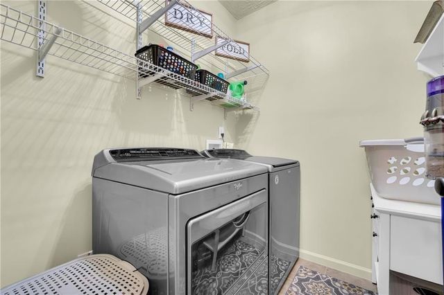 5724 Newberry Point Drive, Flowery Branch, GA 30542