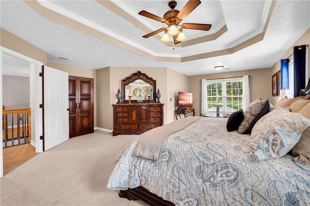 5724 Newberry Point Drive, Flowery Branch, GA 30542