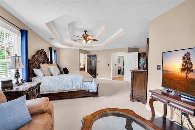 5724 Newberry Point Drive, Flowery Branch, GA 30542