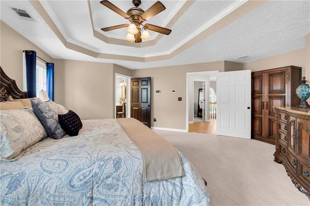 5724 Newberry Point Drive, Flowery Branch, GA 30542