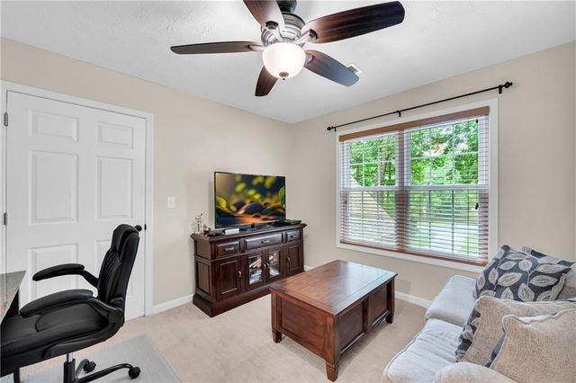 5724 Newberry Point Drive, Flowery Branch, GA 30542