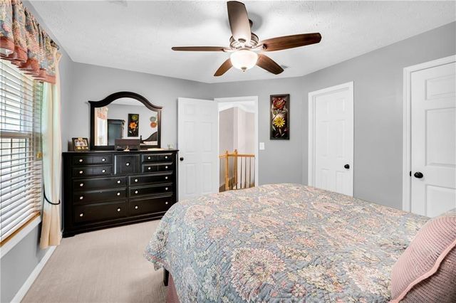 5724 Newberry Point Drive, Flowery Branch, GA 30542