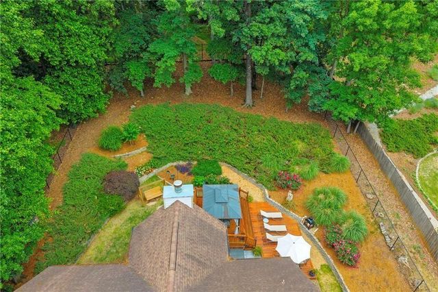 5724 Newberry Point Drive, Flowery Branch, GA 30542
