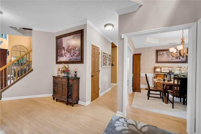 5724 Newberry Point Drive, Flowery Branch, GA 30542
