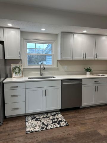 1476 Park Avenue E, Mansfield, OH 44905