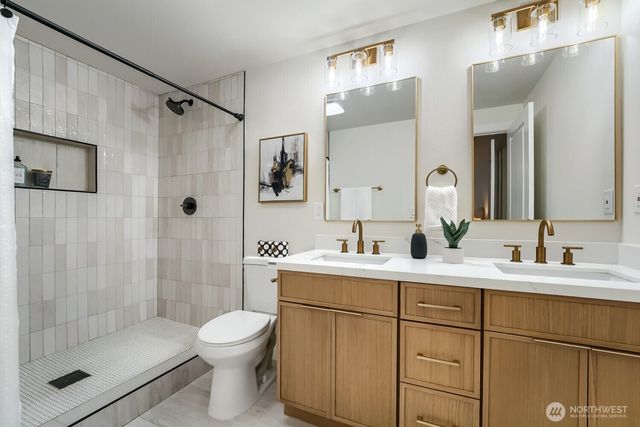 1302 SW 125th Place, Burien, WA 98146