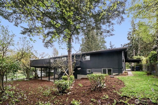 1302 SW 125th Place, Burien, WA 98146