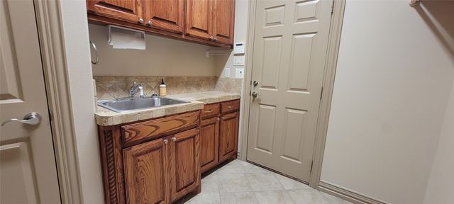 856 Merion Drive, Fort Worth, TX 76028