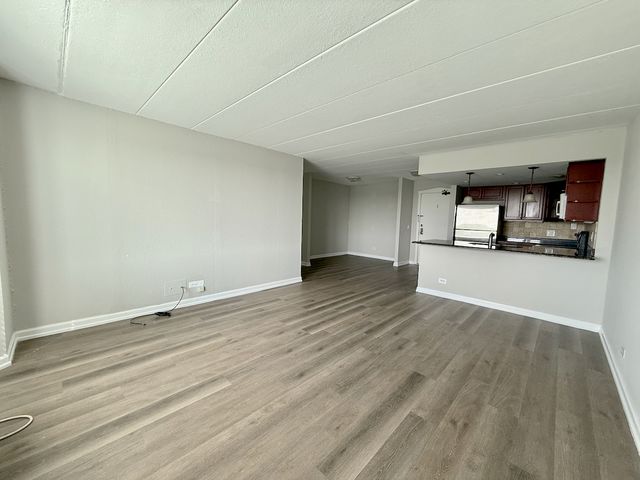 1 Renaissance Place 906, Palatine, IL 60067