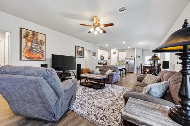 635 Levine Court, Montgomery, TX 77316