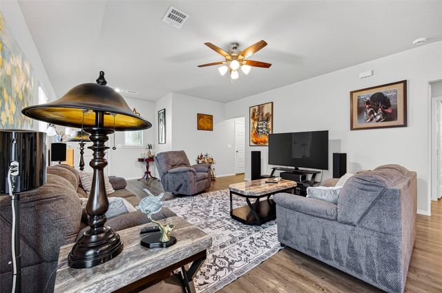 635 Levine Court, Montgomery, TX 77316