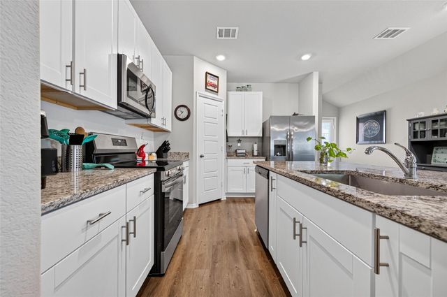 635 Levine Court, Montgomery, TX 77316