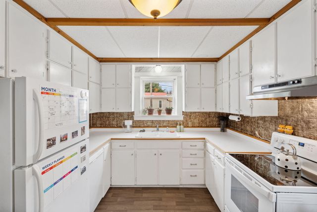 706 7TH ST, Boonville, MO 65233